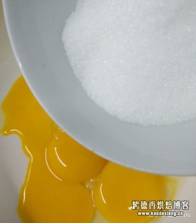 家里没有烤箱也能做蛋糕,按这个方法做百分百成功
