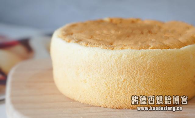 为什么戚风蛋糕总是失败?和海绵蛋糕有什么区别,看完这篇就懂了