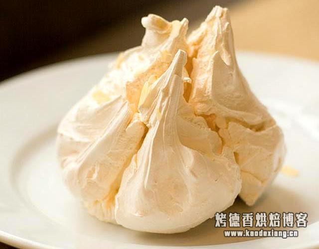 被“吹上天”的“淡奶油”到底是什么!真的比普通奶油好吃吗?