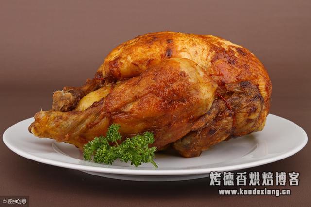 家用微波炉烤鸡的做法窍门,用微波炉做出超简单烤鸡,新手都学得会!