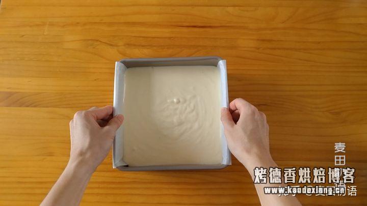 比戚风更简单,不凹不塌的古早味蛋糕,柔软细腻超好吃