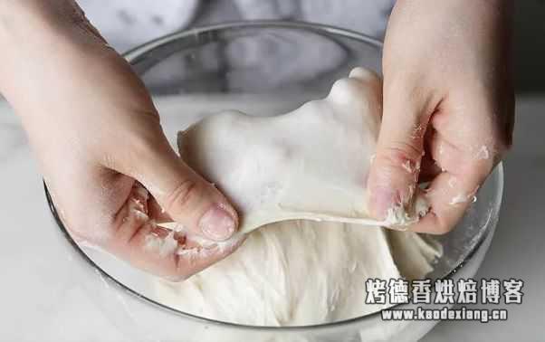 如何揉出面包手膜?