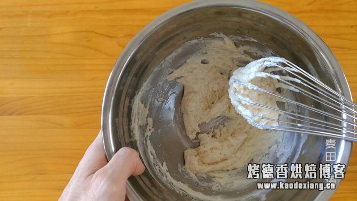 芝士浓郁的网红古早味蛋糕,不凹陷不回缩真的很简单
