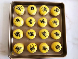 蛋黄酥，只需松弛一次的做法，适合新手 制作方法