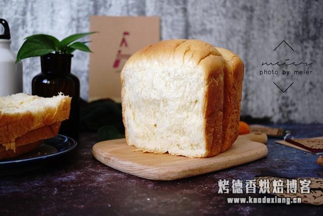 教你用面包机做出松软香甜的面包,过程详细,跟着做你也行!