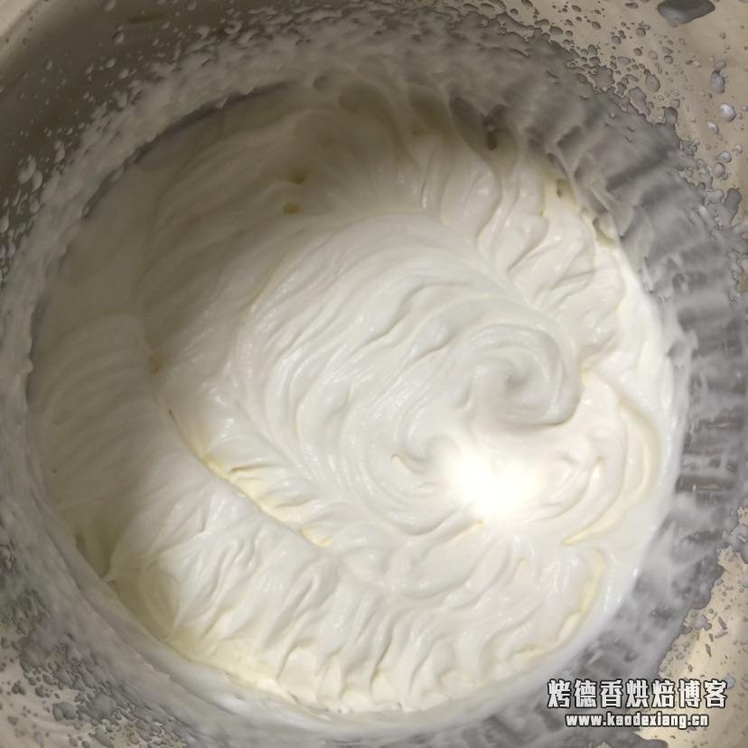 淡奶油怎么打发手动?淡奶油打发!