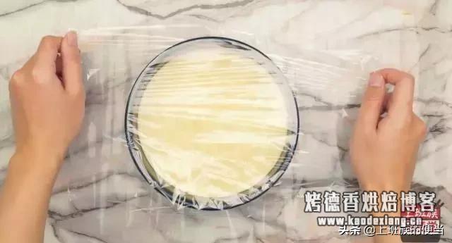在锅里蒸蛋糕多长时间 蛋糕这样做太香了,不用烤箱就用鸡蛋和面粉,用锅蒸一下就做好了