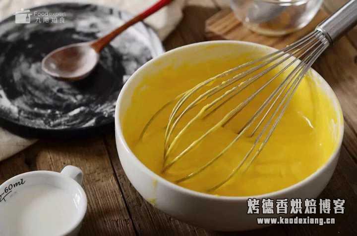怎么用电饭煲做蛋糕?用普通面粉可以吗?