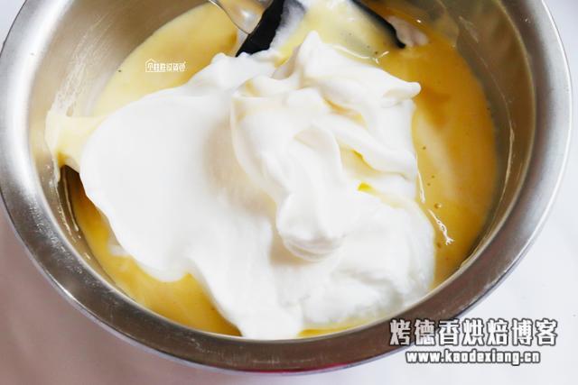 把人气疯的戚风蛋糕,不回缩不塌陷的做法,像棉花一样柔软香甜