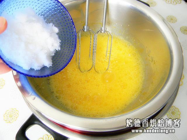 无油又无水,细腻又好吃的蒸蛋糕,一个蒸锅就搞定 最简单的蒸蛋糕的做法