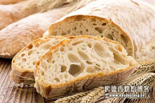 怎么判断一款面包的正确烘焙温度?