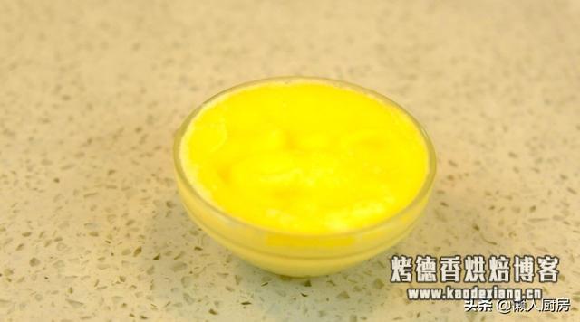 你知道黄油是怎么做的吗?其实做法很简单,一盒淡奶油就搞定