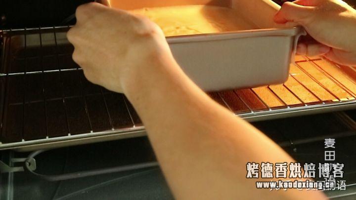 比戚风更简单,不凹不塌的古早味蛋糕,柔软细腻超好吃
