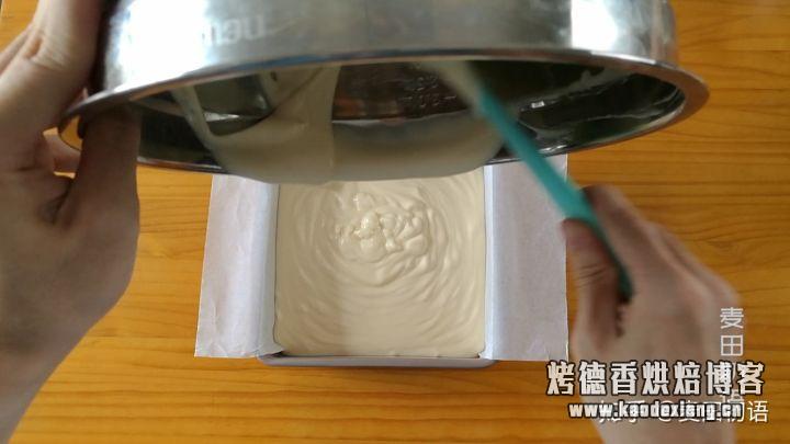 比戚风更简单,不凹不塌的古早味蛋糕,柔软细腻超好吃