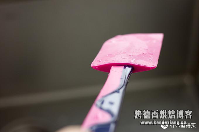 烘焙大讲堂 篇三：烘焙界“刀”之争，如何选择一把贴心如意的刮刀？