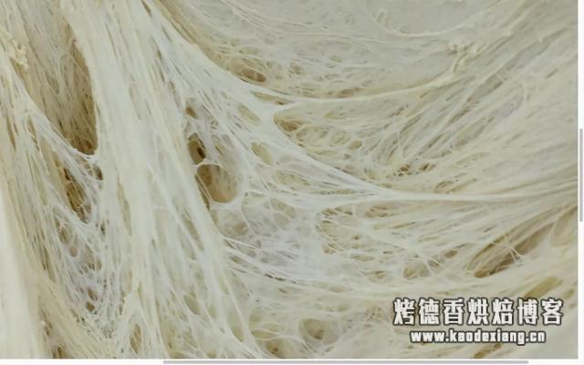 面包发酵的讲究:直接法与中种法的大差别