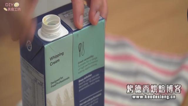 「烘焙教程」教你自制生巧克力，一块一块很好吃