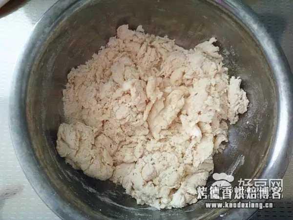 不用面包机如何揉面团能揉出手套膜?