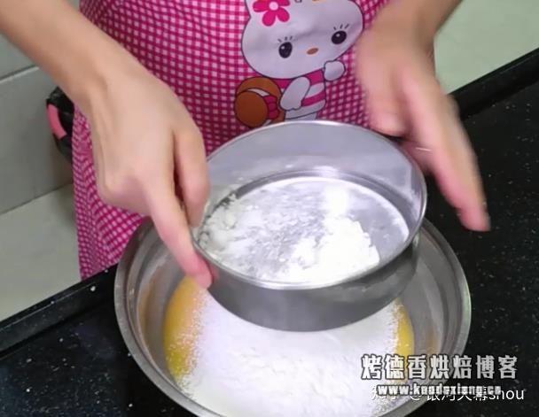 【蛋糕教程】教你戚风蛋糕零失败做法,蓬松柔软不塌陷,一次成功