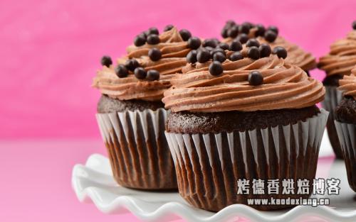 “小葱轻食记”——纸杯蛋糕:网红蛋糕其实很简单!