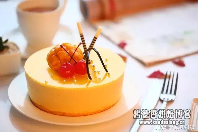 烘焙小课堂│如何打发淡奶油？