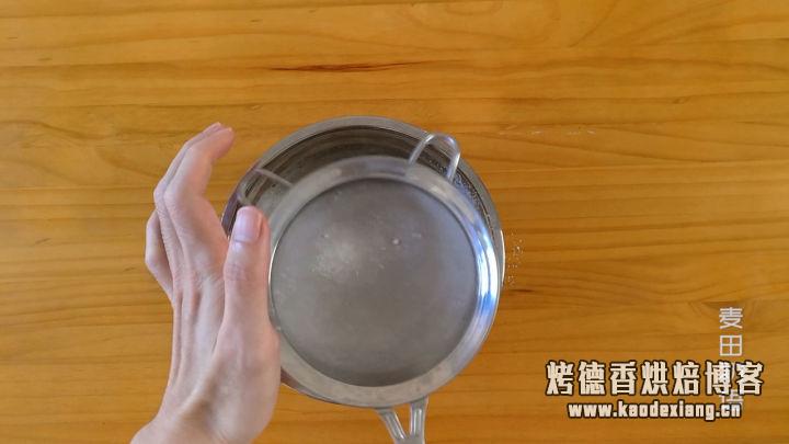 芝士浓郁的网红古早味蛋糕,不凹陷不回缩真的很简单