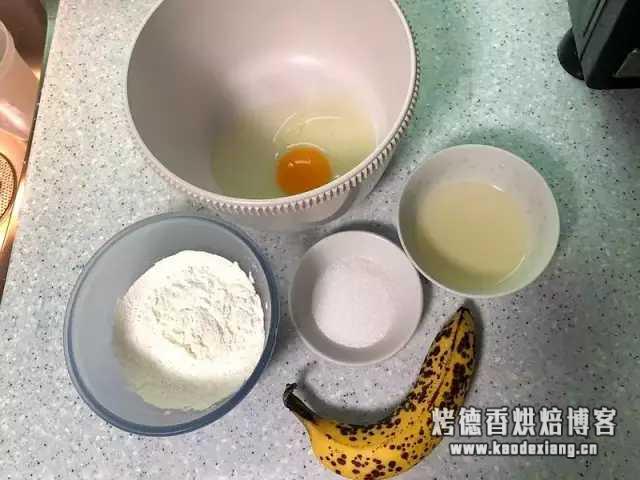 求不太甜不太油的靠谱纸杯蛋糕方子?
