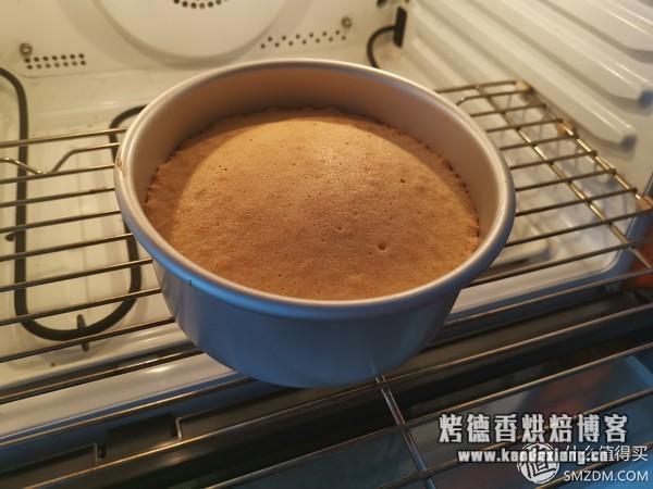 三大基础蛋糕胚:天使、戚风、海绵蛋糕的区别和100%成功做法!
