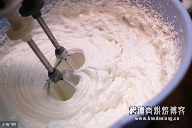 纯干货!各种奶油打发的方法,烘焙小白一定要记住的知识点!