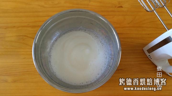 芝士浓郁的网红古早味蛋糕,不凹陷不回缩真的很简单
