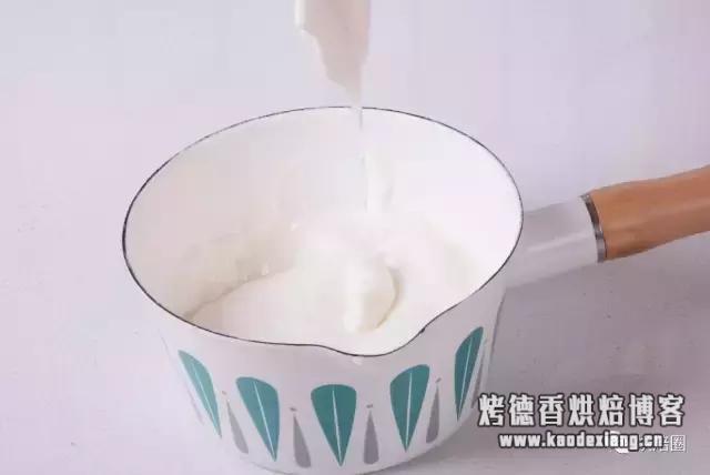 淡奶油制作方法  用牛奶自制省钱低脂淡奶油 结果令人大跌眼镜！