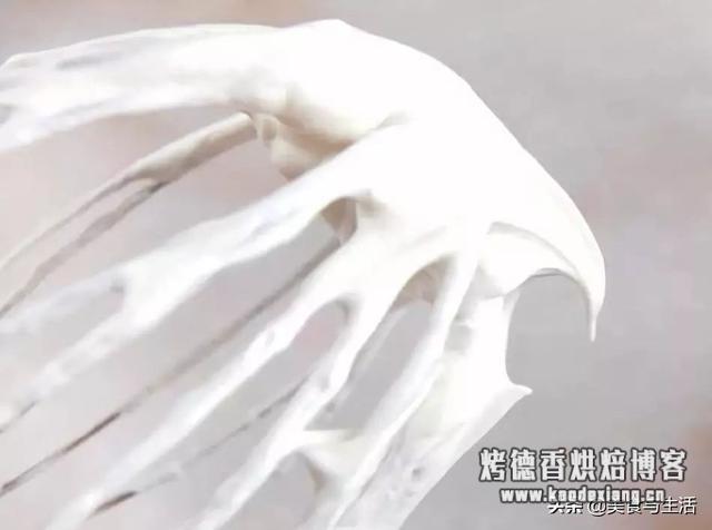蛋糕总是做不好?这4种基本奶油打发技巧全解析
