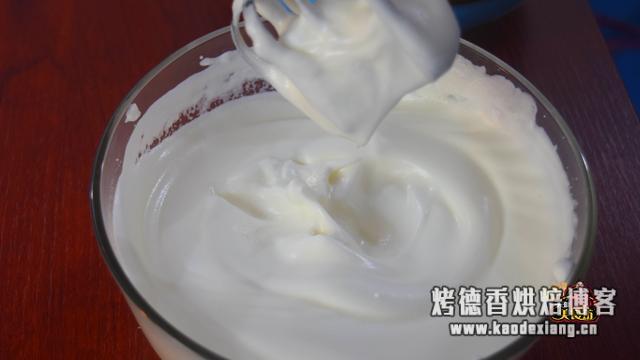 蛋糕最近火了,教你在家做蒸蛋糕,蓬松暄软不塌陷不开裂,零失败