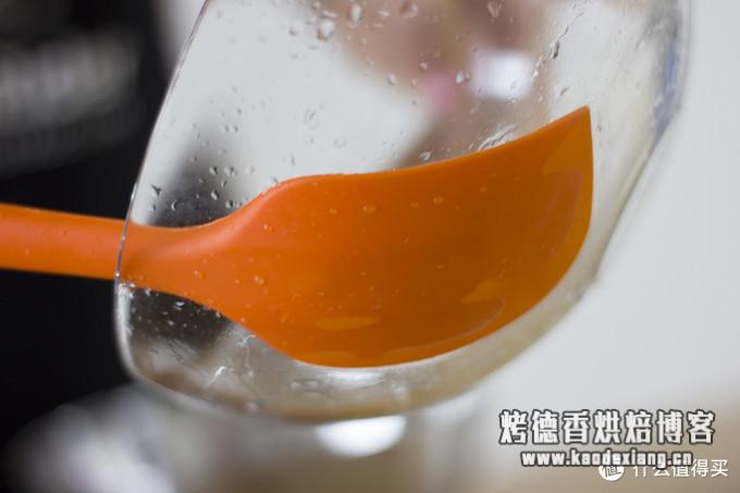 烘焙大讲堂 篇三：烘焙界“刀”之争，如何选择一把贴心如意的刮刀？