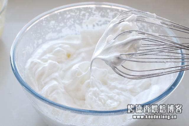 零失败的蛋糕卷做法,配方比例告诉你,一次就成功,秒变烘焙达人