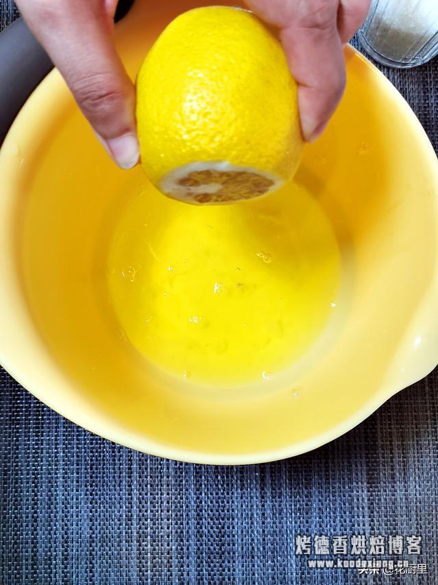 戚风蛋糕,最正确的比例和方法,一步步按照做,就能既松软又香甜