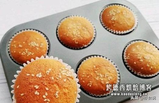 学做蛋糕,蛋液打发是关键!全蛋、蛋清,湿、中、干性打发有讲究
