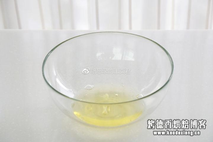 烘焙入门丨零失败蛋白打发教程