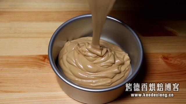 黑糖也能打发蛋白,注意这个步骤,闻着都想吃,戚风蛋糕N+3做法