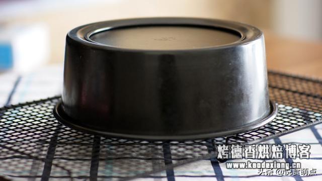 烘焙新手做蛋糕的首选,成功率极高、做法简单的戚风蛋糕配方