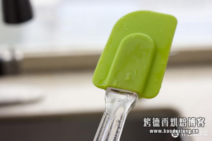 烘焙大讲堂 篇三：烘焙界“刀”之争，如何选择一把贴心如意的刮刀？