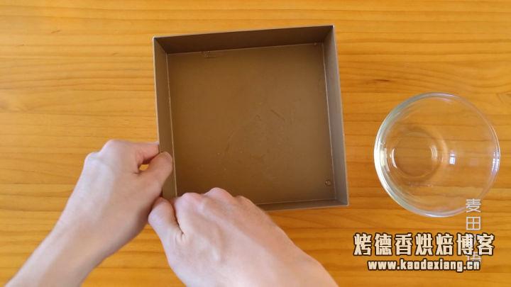 芝士浓郁的网红古早味蛋糕,不凹陷不回缩真的很简单