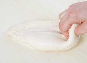 手工揉面的详细过程,赶快看看吧