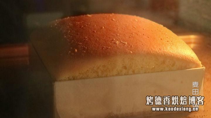 芝士浓郁的网红古早味蛋糕,不凹陷不回缩真的很简单