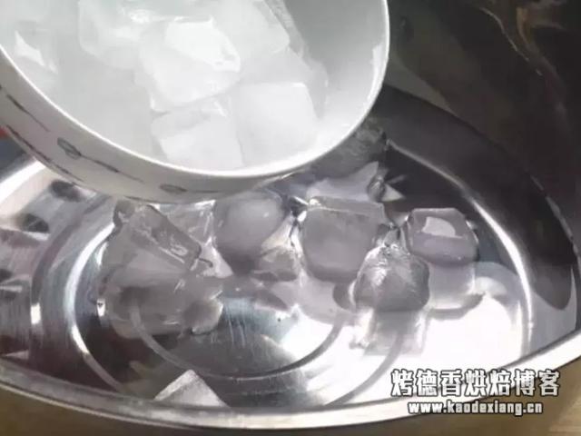 想做生日蛋糕?淡奶油打发很重要!必知小技巧