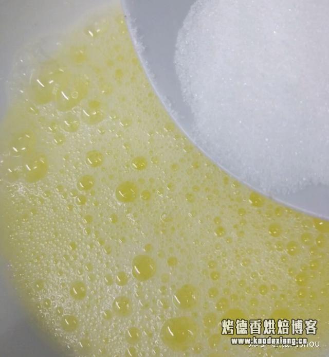 家里没有烤箱也能做蛋糕,按这个方法做百分百成功