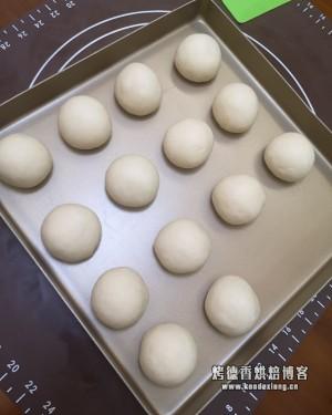 奶香浓郁易上手的鸡蛋鲜奶卷