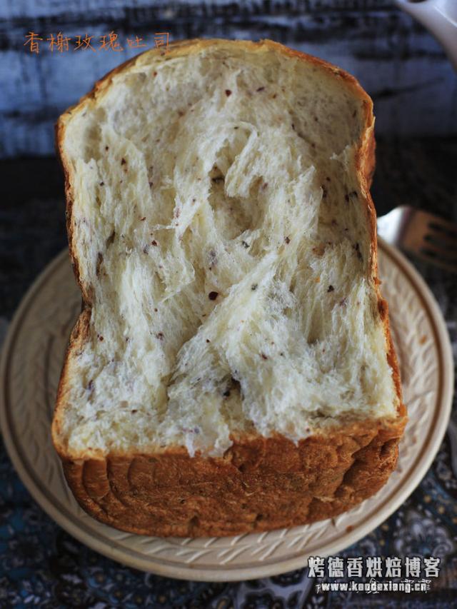 面包机做的面包发硬，不好吃？那是因为你没掌握松软拉丝的秘密！