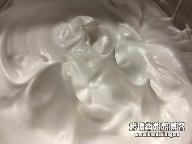 超弹性完美戚风蛋糕,详细教学步骤让你告别蛋糕失败八十一难
