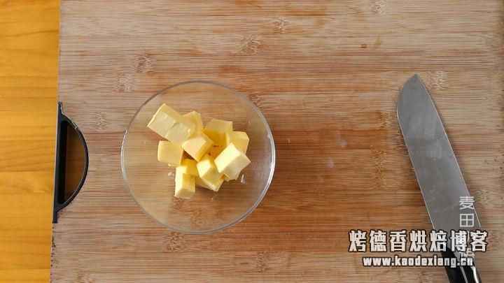 这款爆浆蓝莓玛芬蛋糕,烘焙新手也能玩转,出炉就吃了3个